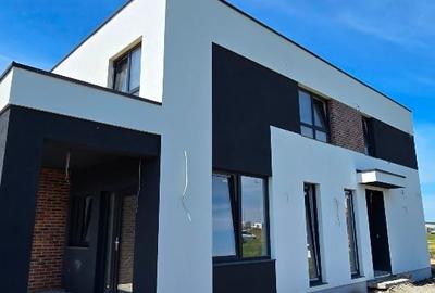 Duplex cu 5 camere cu Teren 277 Mp în Torontalului - 3