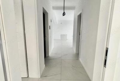 Apartament cu 3 camere decomandat în Giroc - 2