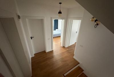 Duplex de vânzare - 4 camere, 3 băi la Glet - 3