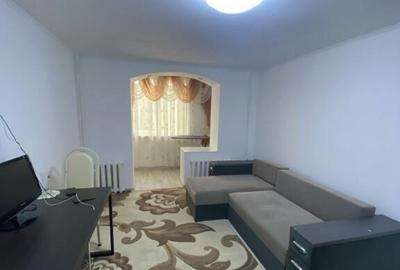 Garsonieră decomandată în Central