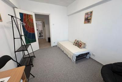 Apartament cu 3 camere decomandat, mobilat în Berceni - 19