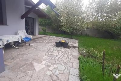 Casă cu 1 camere cu Teren 500 Mp în Central - 1