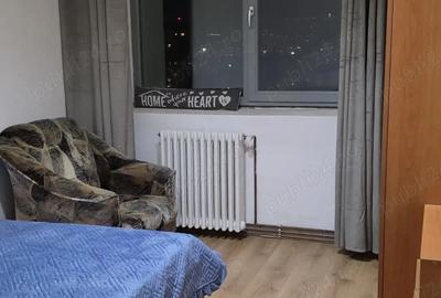 Apartament cu 3 camere decomandat în Nicolina - 1