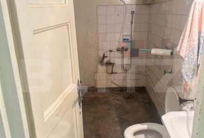 Apartament 2 camere, necesita renovare, zona Centrala, str. - 7