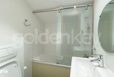 Casă cu 7 camere cu Teren 200 Mp în Central - 13
