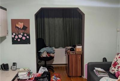 Apartament 2 camere, semidecomandat - zona Florilor Apartament 2 camere, semidecomandat - zona Florilor - 2