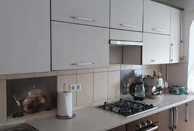 Apartament cu 3 camere decomandat în Pantelimon - 3