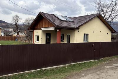 Casă cu 4 camere în Central - 7