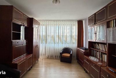 Apartament cu 2 camere în Decebal