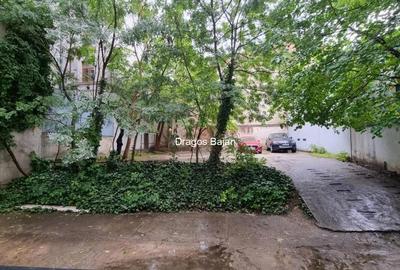 1970 // Parcare // 3 camere - 14