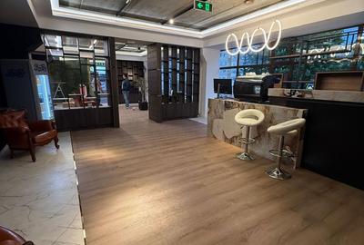 Spațiu comercial, în Central - 4