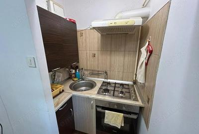 Apartament cu 3 camere decomandat în Cetate - 2