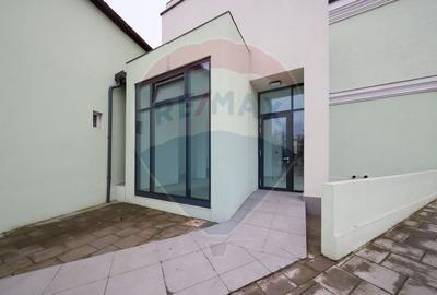 Spațiu comercial, de 260 mp, în Brașovul Vechi - 3