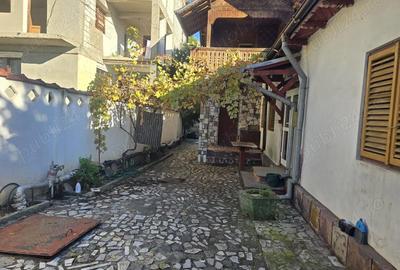 Casă cu 5 camere cu Teren 290 Mp în Republicii - 11