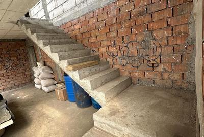 Casă cu Teren 2000 Mp în Căldărușeanca - 12