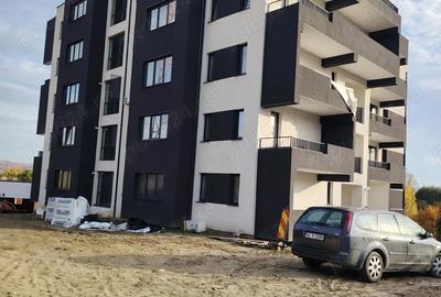 Apartament cu 3 camere decomandat în Ostroveni - 3