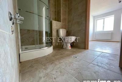 4 Camere Terasa Generoasa -Zona Linistita - 2