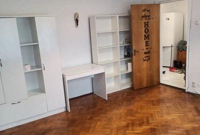 Apartament cu 2 camere circular, mobilat în Titan