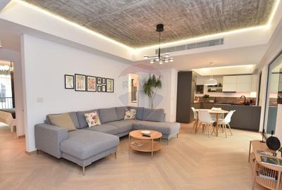 Apartament cu 3 camere decomandat în Tei - 2