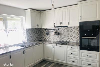 Casă cu 4 camere cu Teren 321 Mp în Chișoda - 2