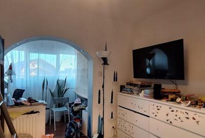 Apartament 2 camere, mobilat, etaj 1, 60 mp Zona 9 Mai, - 5