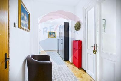 Casa 15 camere de vanzare zona Universitate + spatiu comercial parter - 13