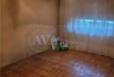 Apartament 3 camere decomandat zona Nord - 3