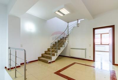 De vanzare cladire multifunc?ionala Calea Ferentari - 15