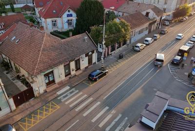 Casă cu 5 camere, S+P+Mansarda-zona centrală Oradea(Strada Primariei) - 10