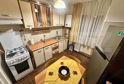 Apartament cu 3 camere decomandat, mobilat în Central - 12