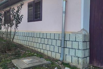 Casă individuală cu 5 camere cu Canalizare în Răhău - 1