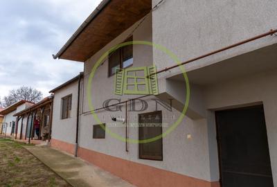 Casa cu 6 camere suprafata 220mp si teren 1700mp spre vanzare in Rosia,SB - 2