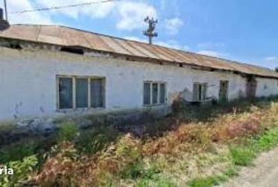 Casă cu 3 camere în Răcăciuni