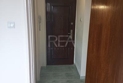 Apartament cu 2 camere decomandat în Berceni - 1