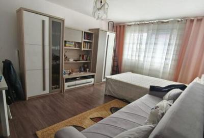 Apartament 2 camere, 49 mp, decomandat, Siret - 1