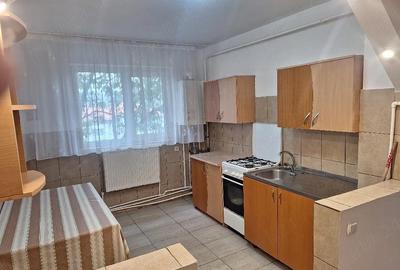 Apartament cu 3 camere decomandat în Central - 3