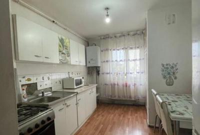 Apartament de vanzare, cu 2 camere, 49 mp, decomandat, Baia - 6