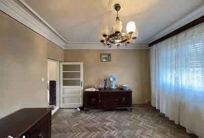 Casă cu 5 camere cu Canalizare în Brănești - 9