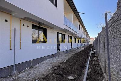 Casă cu 4 camere cu Canalizare în Central - 3