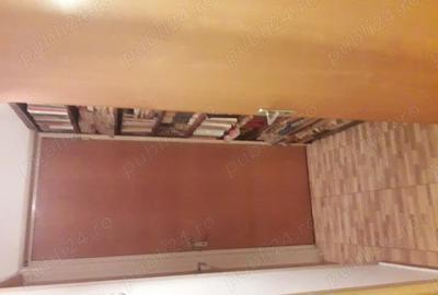 Vanzare apartament 3 camere - 2