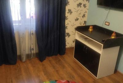 Casă cu 12 camere cu Teren 2230 Mp în Tăriceni - 1