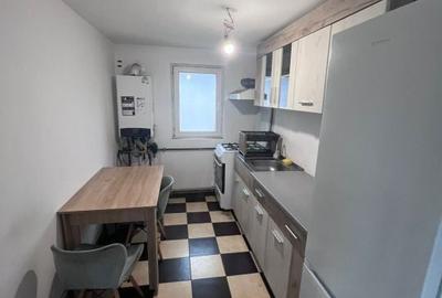 Apartament cu 2 camere decomandat, mobilat în Bariera Vâlcii - 2
