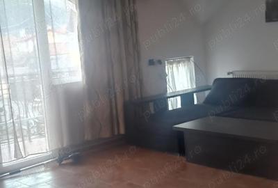 Casă cu Teren 300 Mp în Central - 4