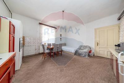 Apartament cu 3 camere decomandat în Central - 16