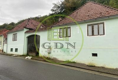 Casă individuală cu 3 camere cu Canalizare în Șeica Mică - 2