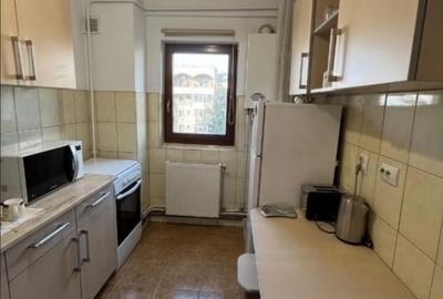 Etajul 3- gara-2 camere decomandate - 2