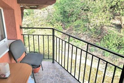 Apartament cu 3 camere decomandat în Plopilor - 2