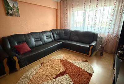 Apartament cu 4 camere semidecomandat în Central - 4
