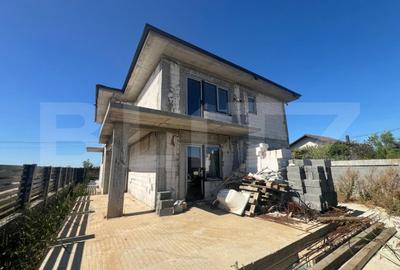 Casă cu 5 camere cu Canalizare în Malu Mare - 5