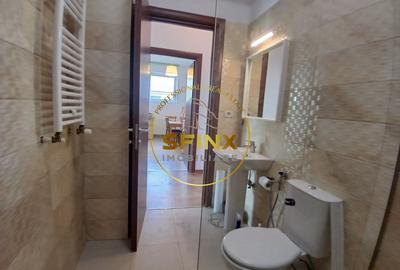 View to lake, large terrace, parking and storage, swimming pool, pet friendly - 8